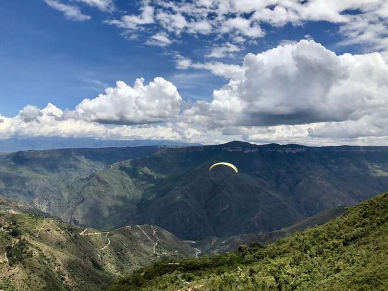 san gil colombia chicamocha canyon paragliding