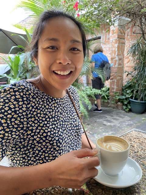 where to eat in antigua guatemala, Fernando's Kaffee