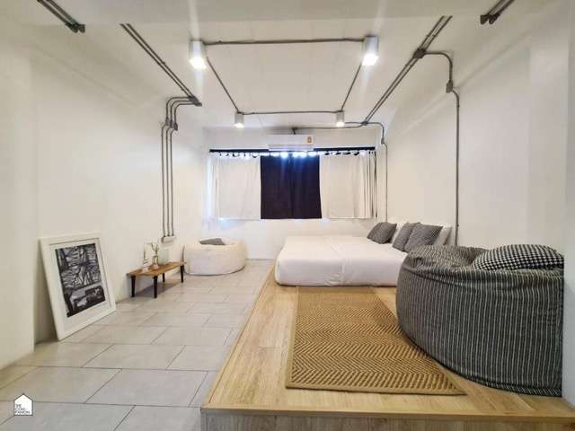 where to stay in bangkok Best Hostel in Thonburi
