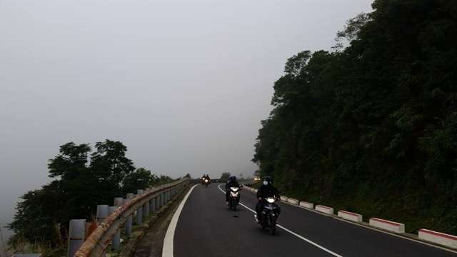hai van pass Hai Van Pass: The Ultimate Motorbike Guide -