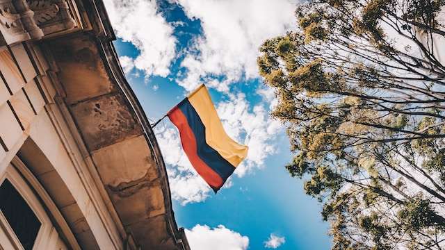 Pros and Cons of Living in Colombia