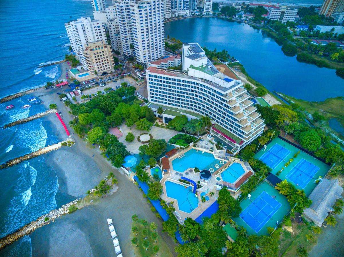 Where to Stay in Cartagena Colombia: 7 Best & Safest Neighborhoods -