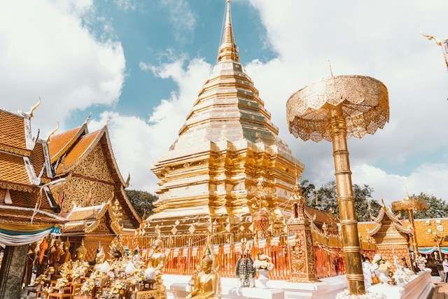 Bangkok vs Chiang Mai