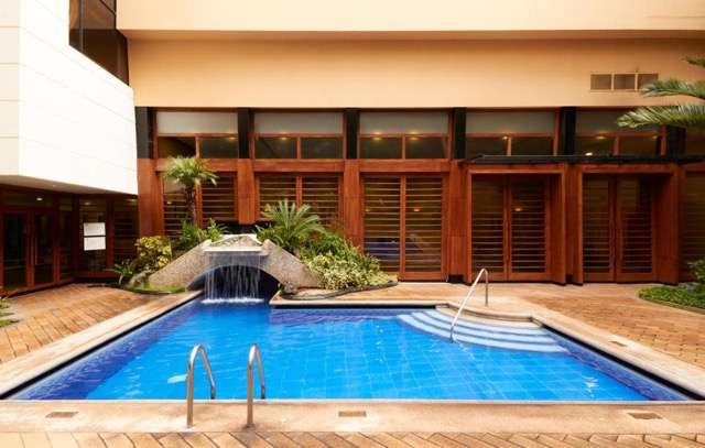Where to Stay in Quito: 6 Best & Safest Neighborhoods -