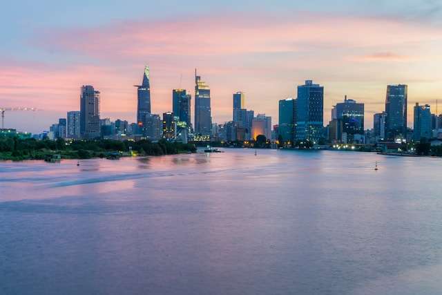 Hanoi vs Ho Chi Minh City Hanoi vs Ho Chi Minh City: Which City is Better? -