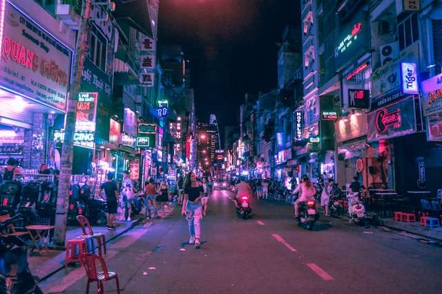 Hanoi vs Ho Chi Minh City Hanoi vs Ho Chi Minh City: Which City is Better? -